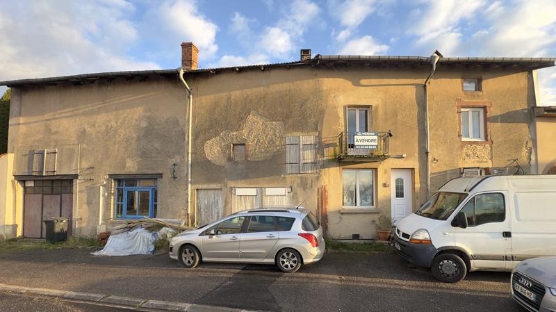 Maison - 200 m² - 3 pièces