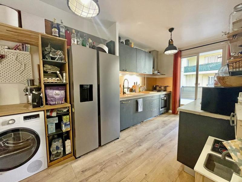 Appartement - 70 m² - 3 pièces