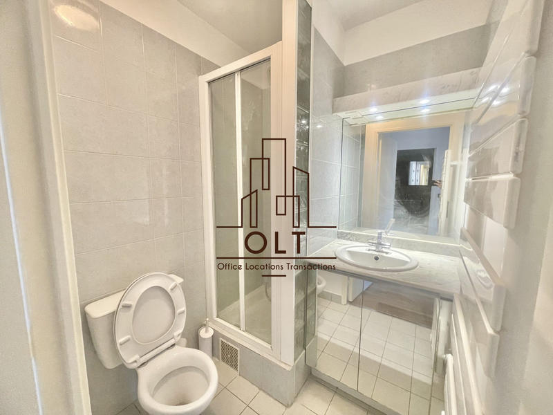 Appartement - 99 m² - 4 pièces