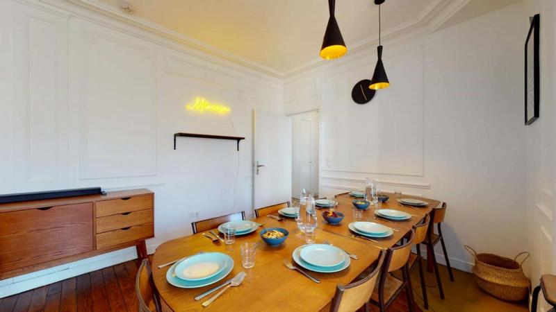 Chambre - 13 m² - 8 pièces