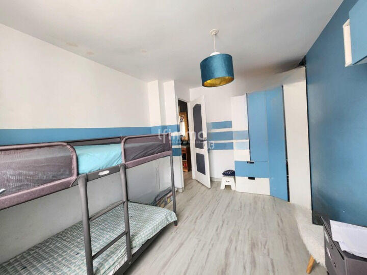 Maison - 100 m² - 6 pièces