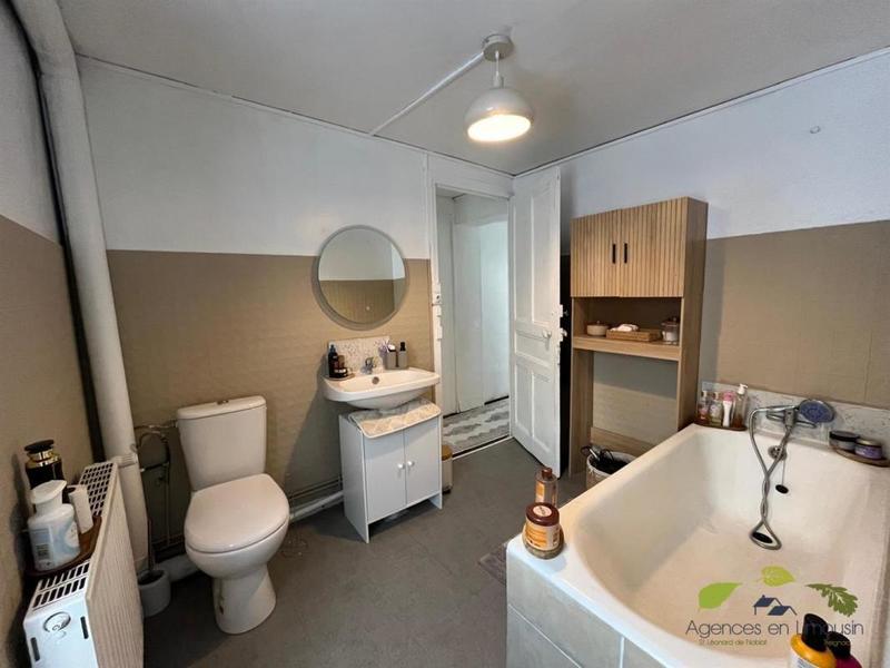 Maison - 135 m² - 9 pièces