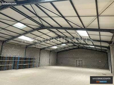 Local commercial - 240 m²