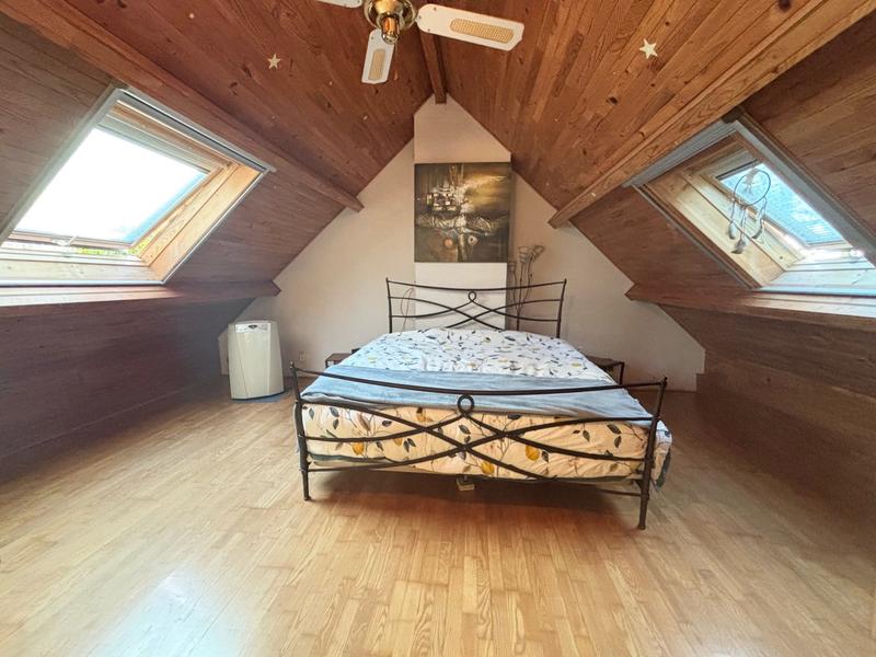 Maison traditionnelle - 191 m² - 8 pièces