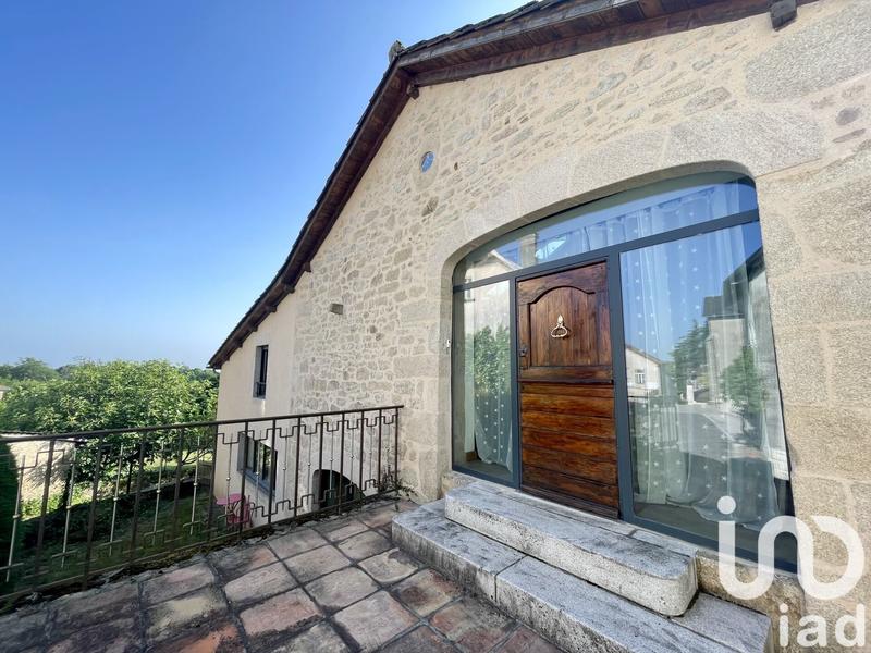 Maison de village - 262 m² - 9 pièces