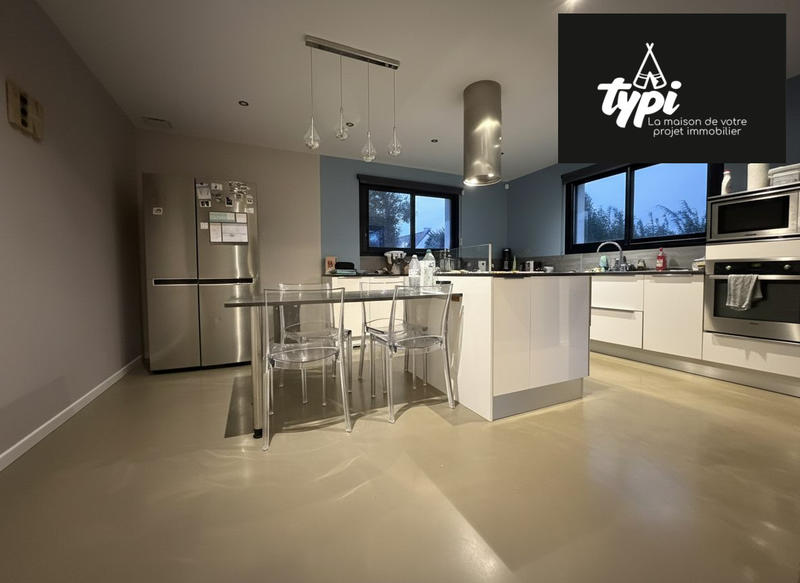 Maison contemporaine - 180 m² - 7 pièces