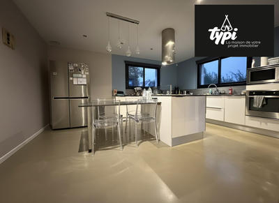 Maison contemporaine - 180 m² - 7 pièces