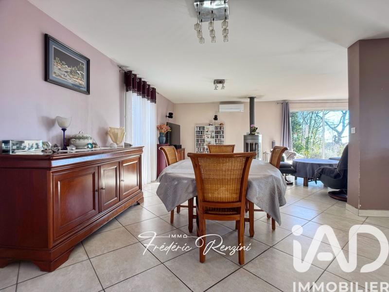 Maison - 127 m² - 6 pièces