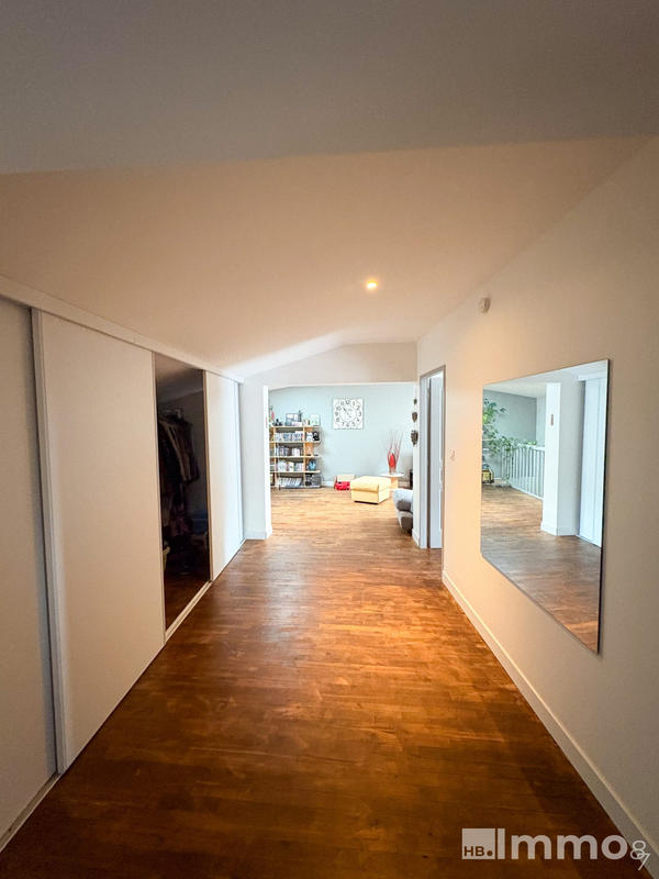 Maison - 176 m² - 6 pièces