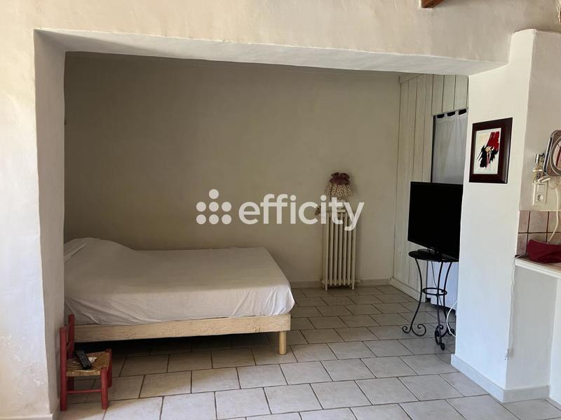 Mas - 300 m² - 10 pièces