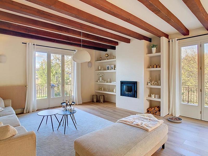 Maison - 397 m² - 14 pièces