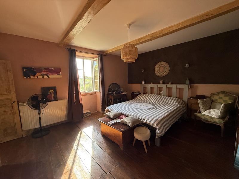 Maison ancienne - 161 m² - 6 pièces