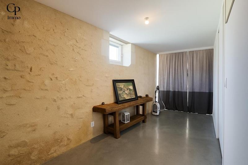 Maison ancienne - 211 m² - 6 pièces