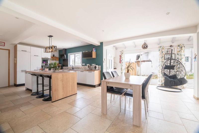 Maison - 153 m² - 6 pièces