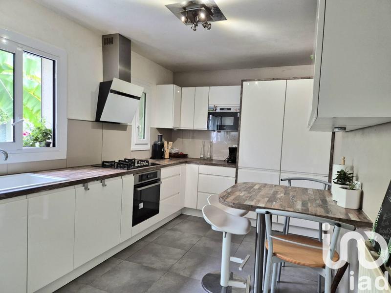 Maison - 120 m² - 6 pièces