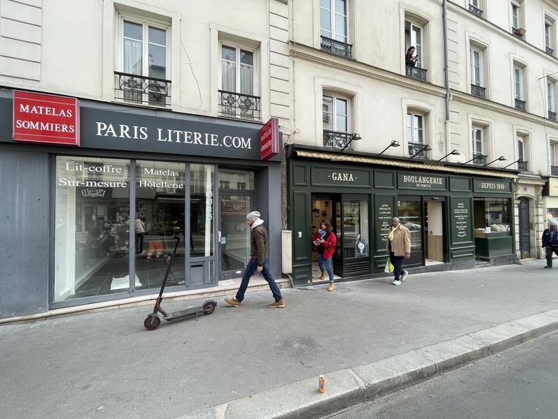 Magasins - 90 m² - 2 pièces