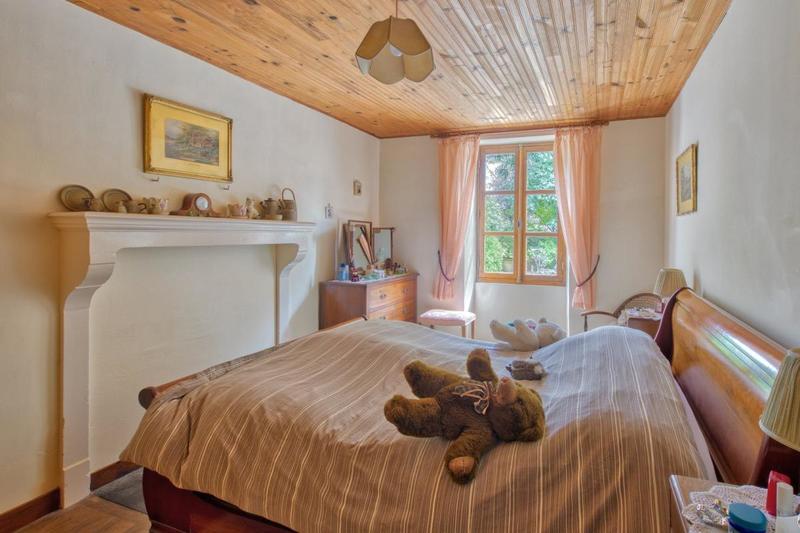 Maison - 230 m² - 13 pièces