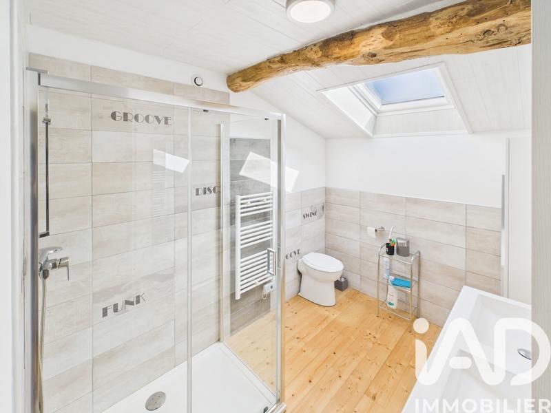 Maison - 347 m² - 5 pièces