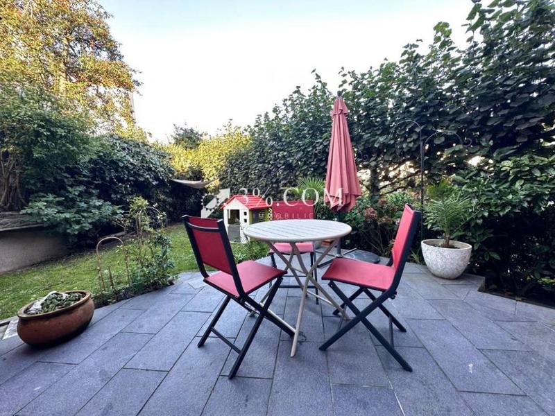 Maison - 100 m² - 6 pièces