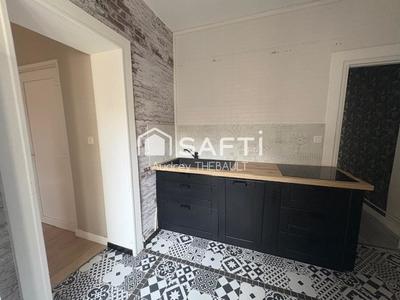 Local commercial - 100 m² - 6 pièces