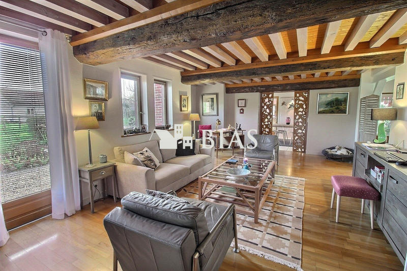 Maison - 264 m² - 10 pièces
