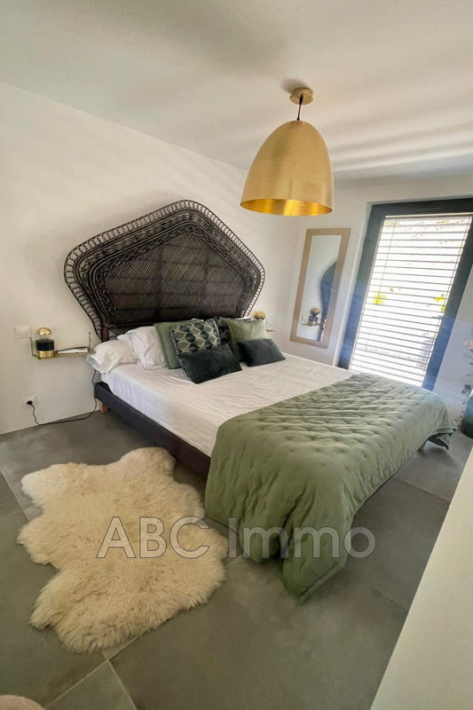 Villa - 110 m² - 4 pièces