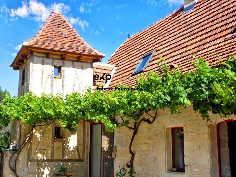 Maison - 315 m² - 8 pièces