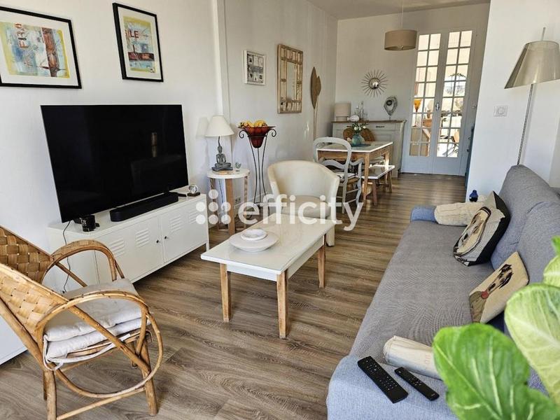 Maison - 102 m² - 4 pièces