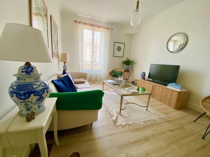 Appartement - 87 m² - 3 pièces