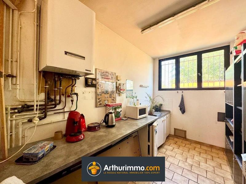 Immeuble - 170 m² - 9 pièces