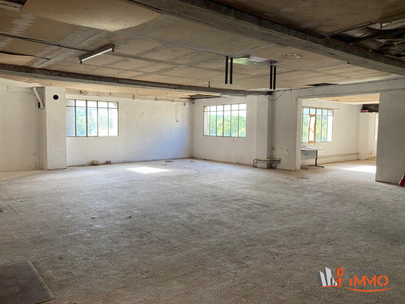 Immeuble - 3 600 m²