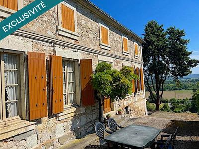 Maison - 141 m² - 6 pièces