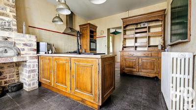 Maison - 182 m² - 8 pièces