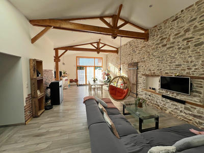 Maison - 145 m² - 5 pièces