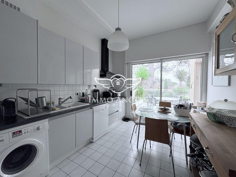 Appartement - 99 m² - 5 pièces