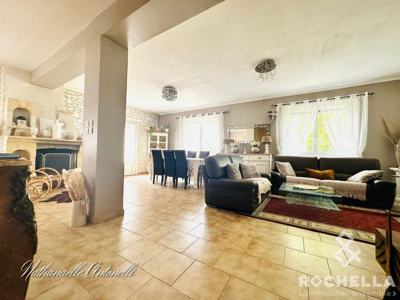 Villa - 167 m² - 6 pièces