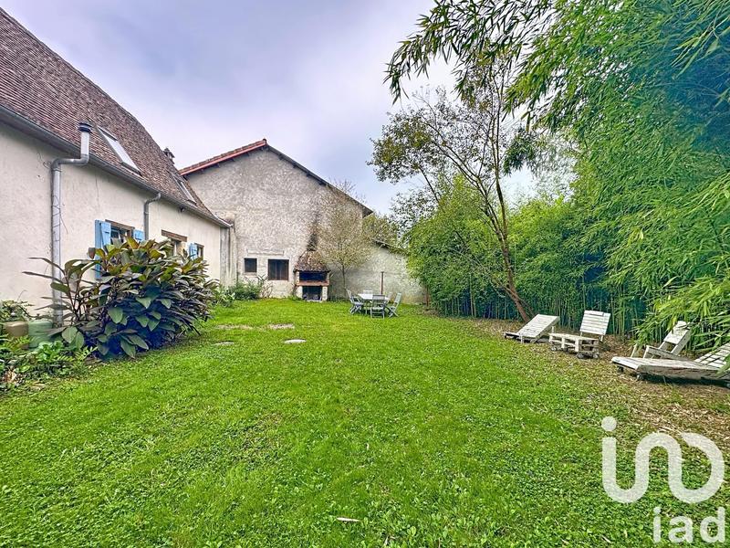 Maison - 313 m² - 15 pièces