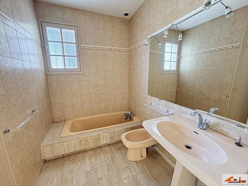 Maison - 150 m² - 6 pièces