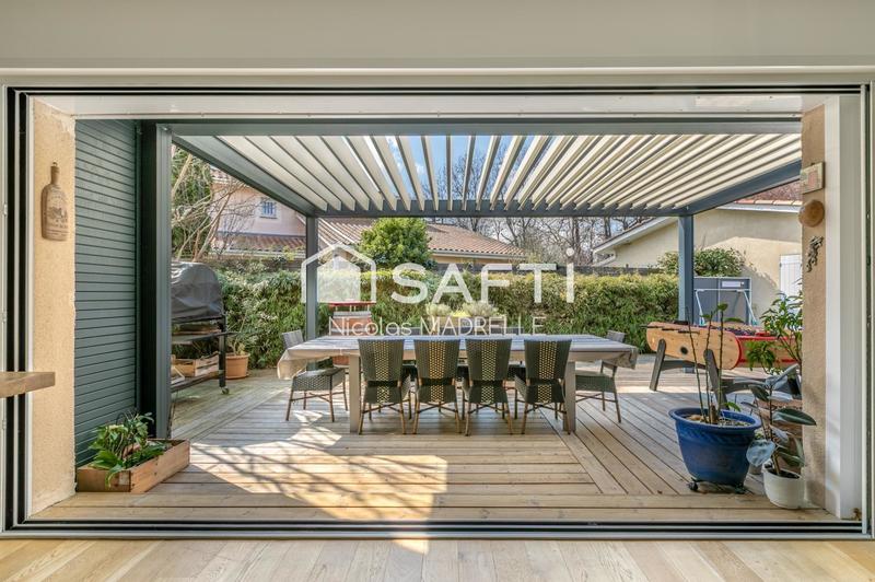 Maison - 170 m² - 6 pièces