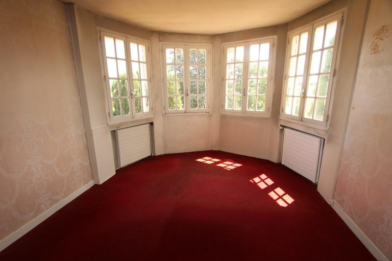 Maison - 195 m² - 8 pièces