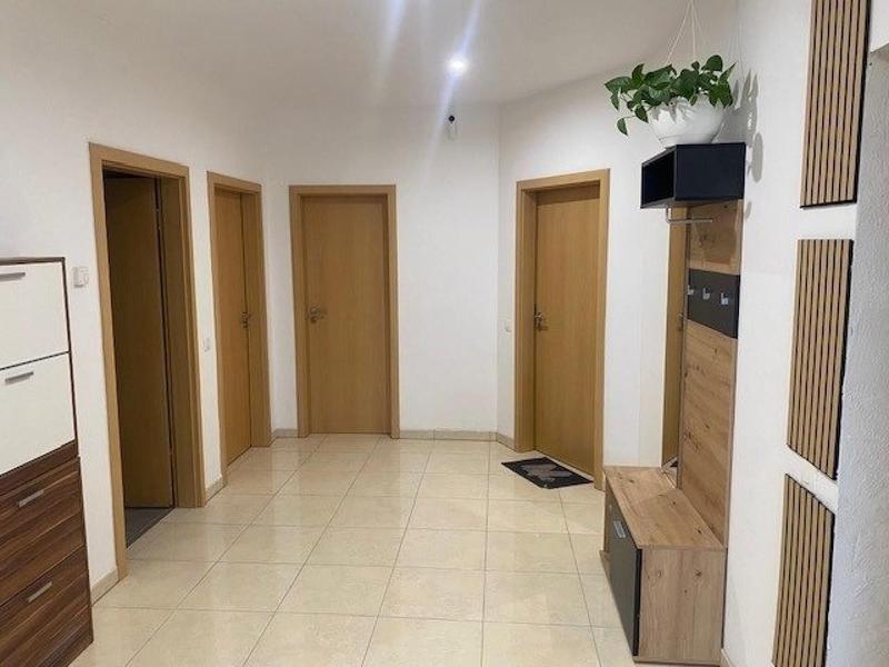 Villa - 361 m² - 8 pièces