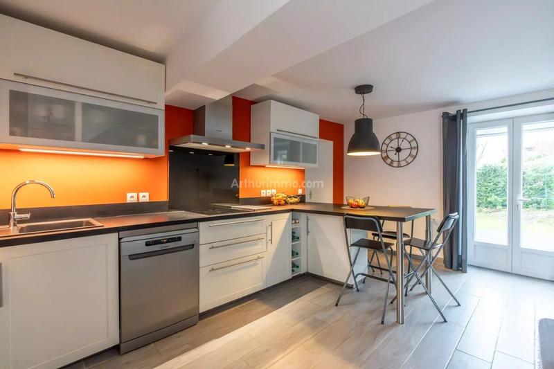 Maison - 100 m² - 6 pièces