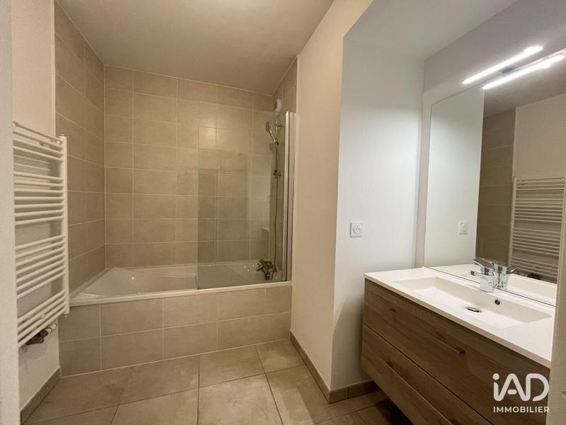 Appartement - 75 m² - 3 pièces