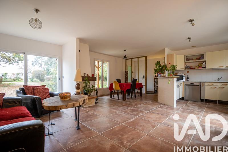 Maison - 138 m² - 6 pièces