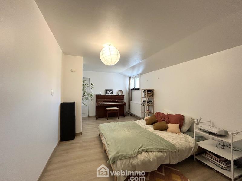 Maison - 120 m² - 4 pièces