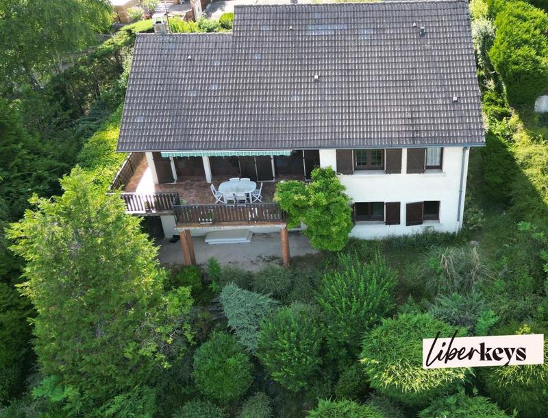 Maison - 101 m² - 5 pièces