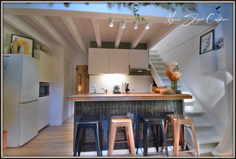 Maison - 225 m² - 10 pièces