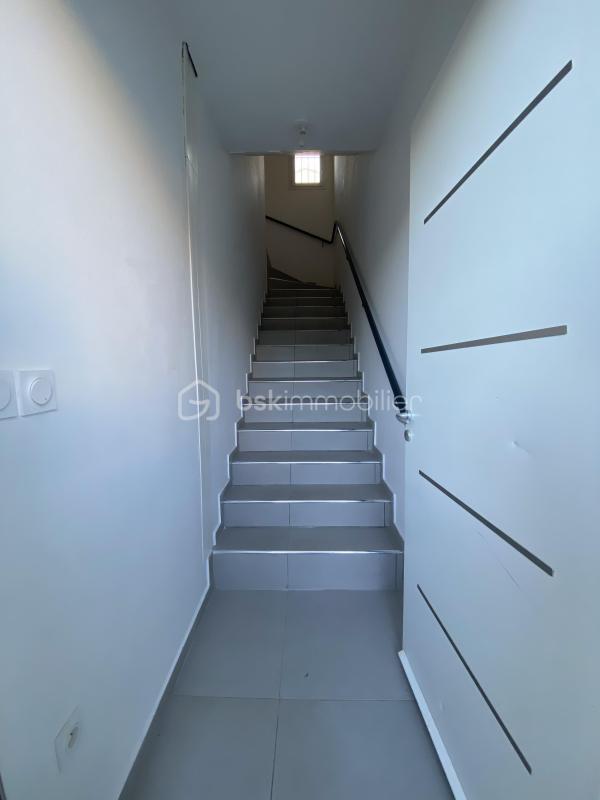 Maison traditionnelle - 102 m² - 5 pièces