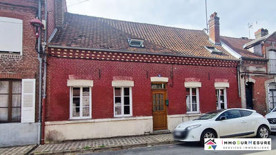 Maison - 140 m² - 9 pièces