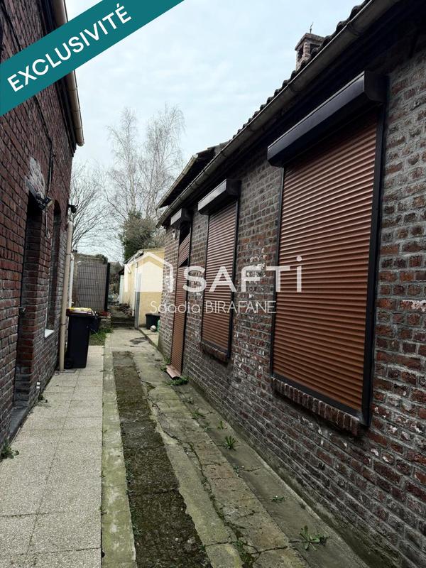 Local commercial - 160 m² - 4 pièces